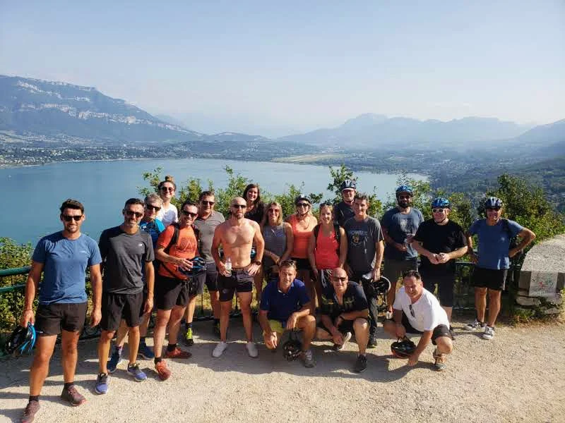Tour du lac du Bourget à vélo au départ d'Aix Les Bains