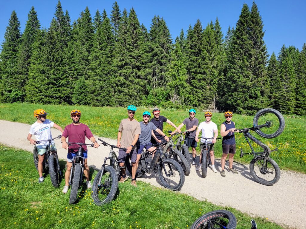 VTT à assistance électrique lors d'une Activité EVG à Aix les Bains