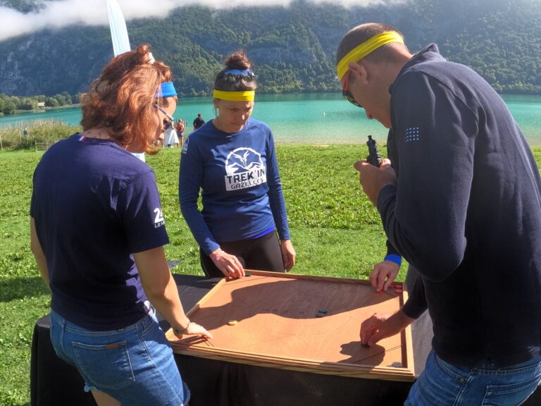 atelier jeux en bois lors d'un challenge multi activité