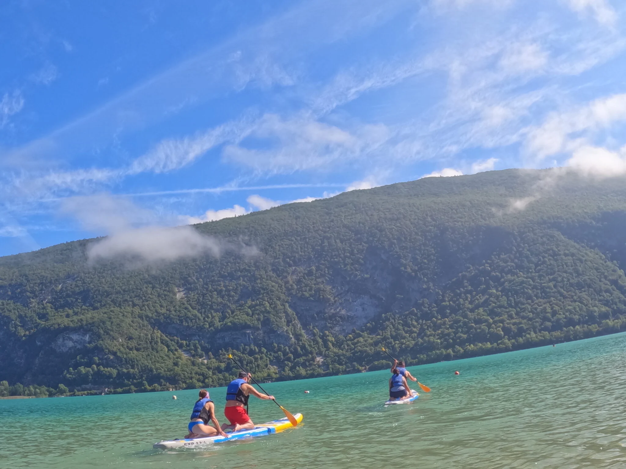Animation Paddle lors d'un Team Building sur le lac d'AIguebelette