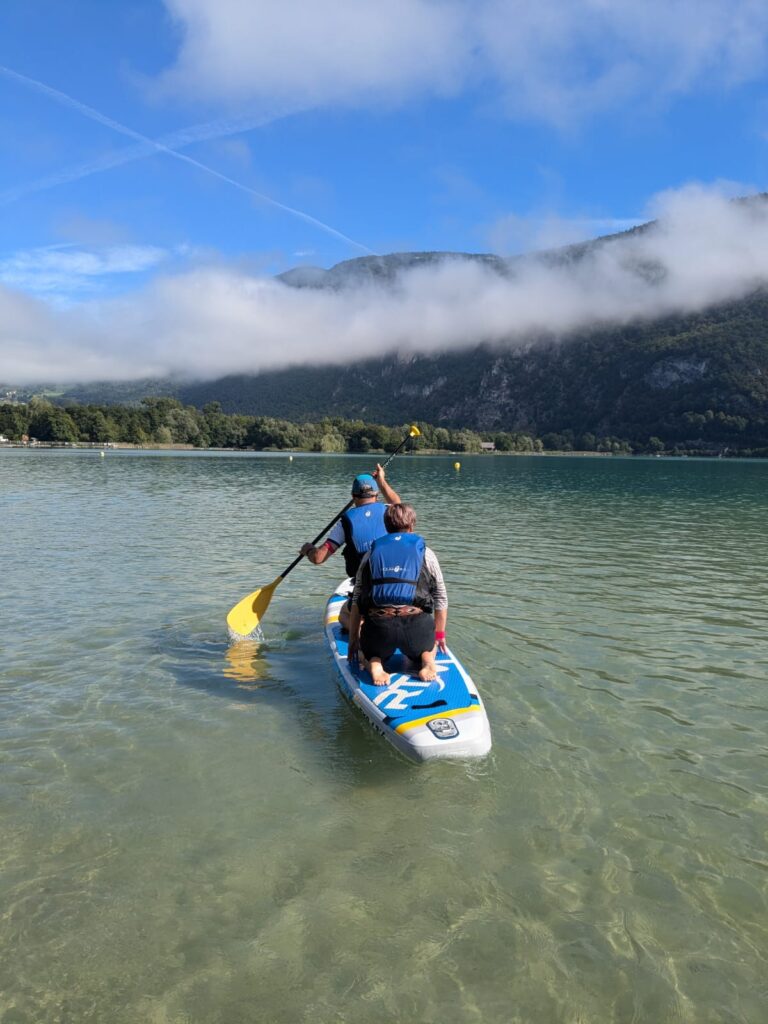 Challenge Ko Lanta Lac à Aiguebelette avec une activité paddle